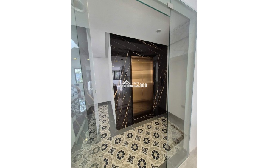 Mình cho thuê nhà mới, hai mặt tiền, Thụy Khuê, 103m2x 4T vỉa hè 29 Tr